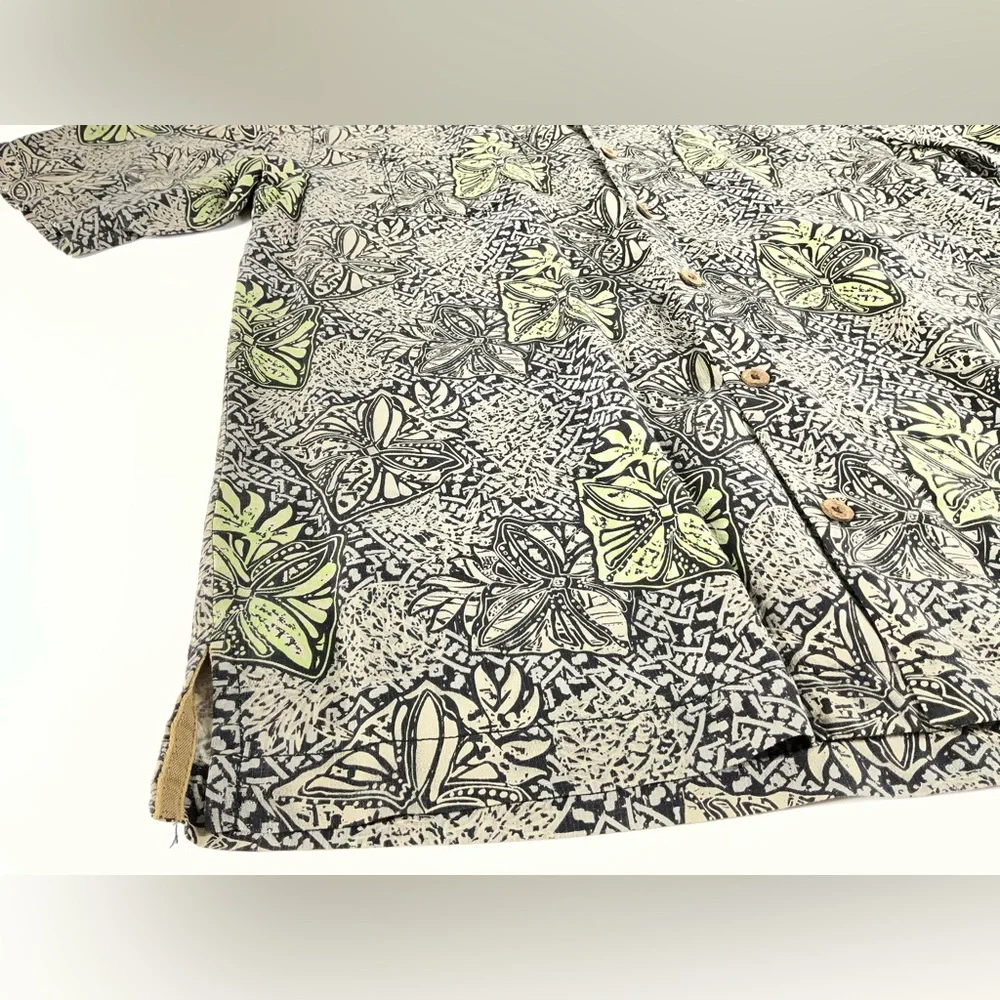 Tommy Bahama 100% Silk Hawaiian Shirt Mens Small Green Gray Tropical‎ Camp Shirt